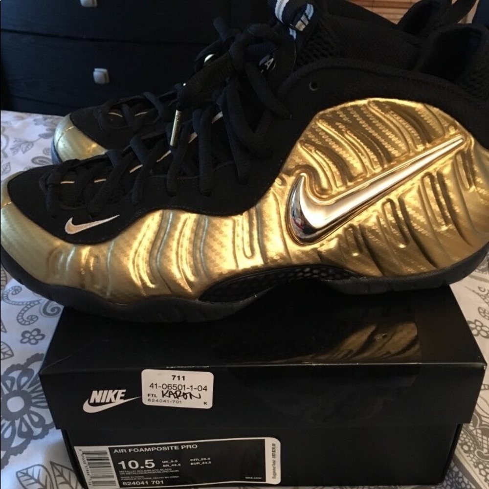 NIKE AIR FOAMPOSITE